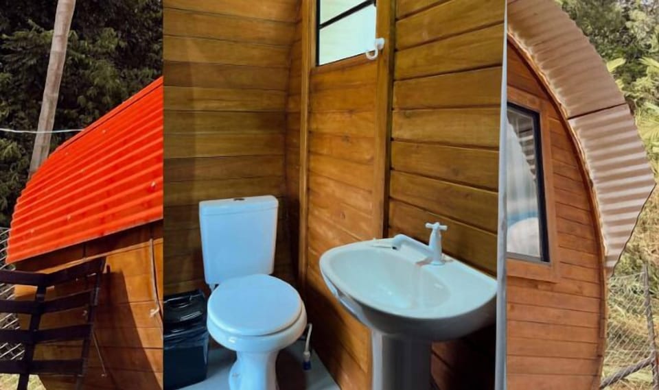 Classic Double Room | Bathroom