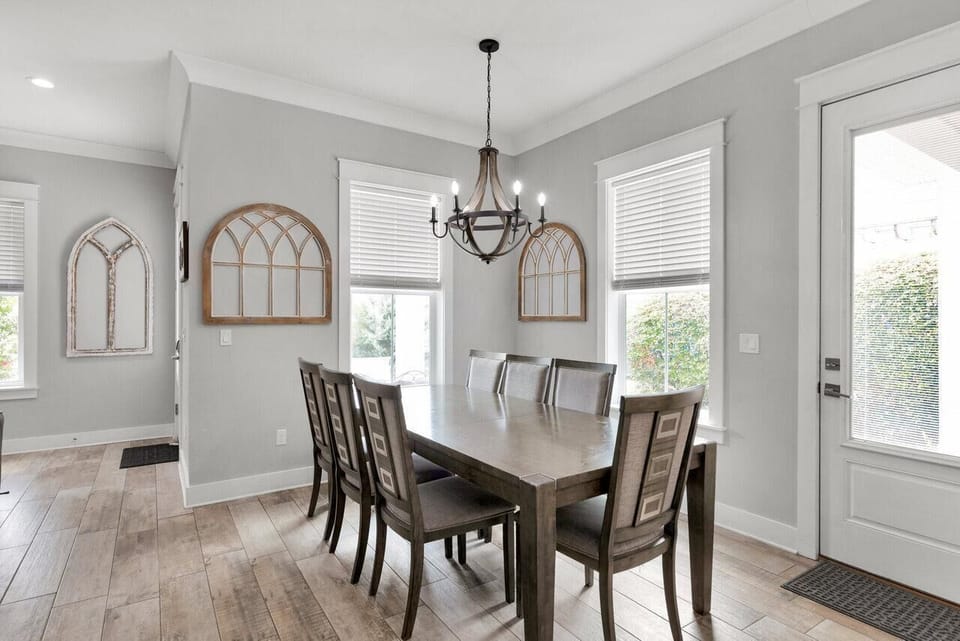 House, Multiple Beds (Coastal Grace) | Dining