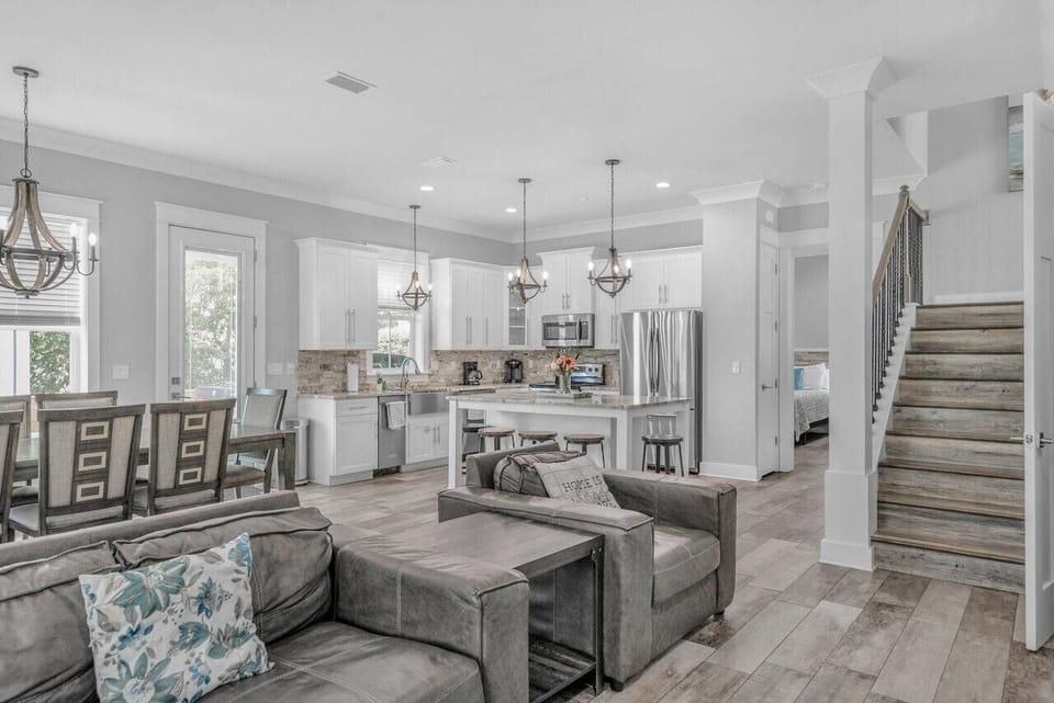 House, Multiple Beds (Coastal Grace) | Interior