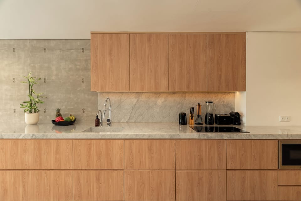 Deluxe Villa, Private Pool, Pool View | Private kitchen | Fridge, microwave, stovetop, electric kettle