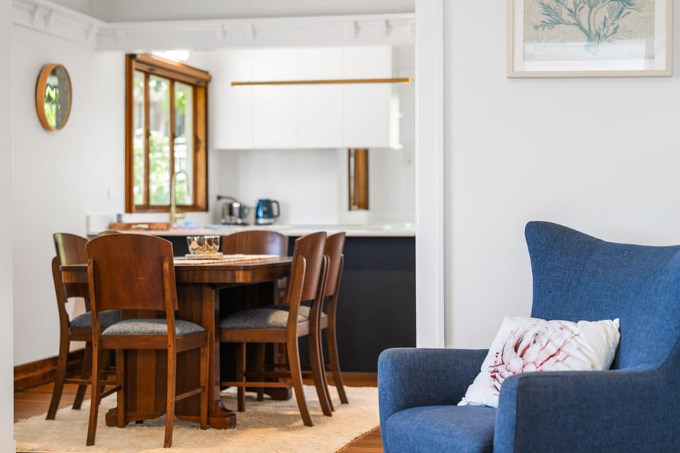 Apartment | Dining