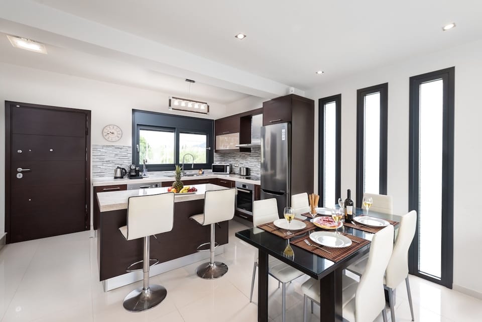 House, Accessible | 3 bedrooms, soundproofing