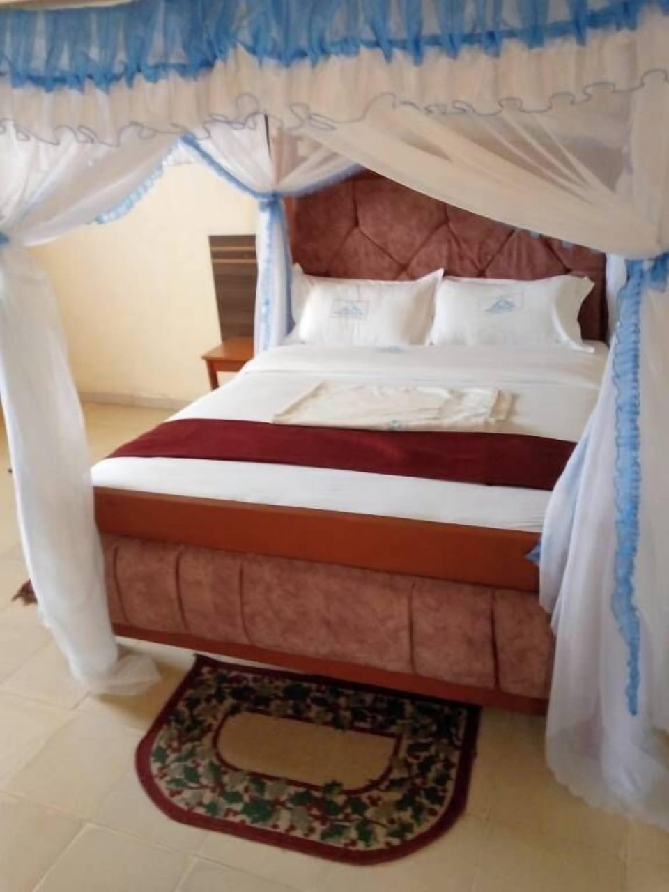 Deluxe Double Room | Free WiFi, bed sheets