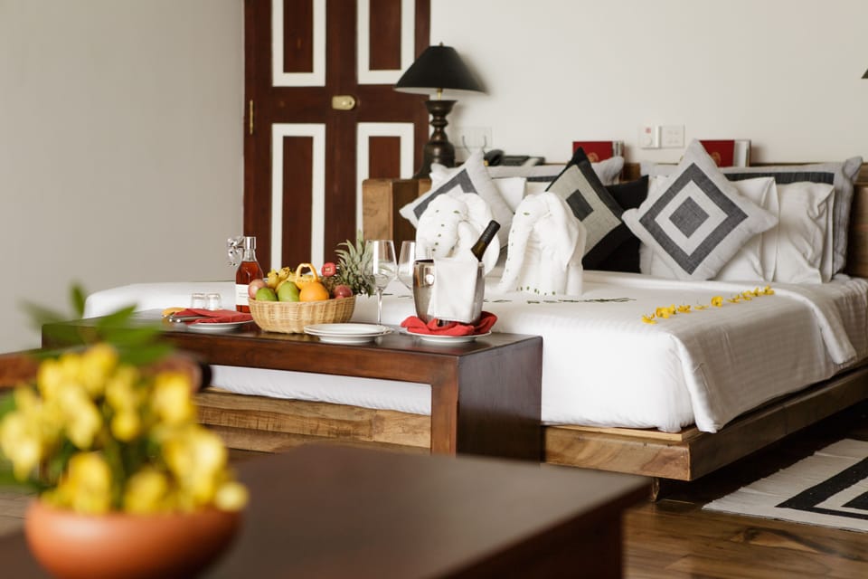 Minibar, in-room safe, iron/ironing board, free WiFi