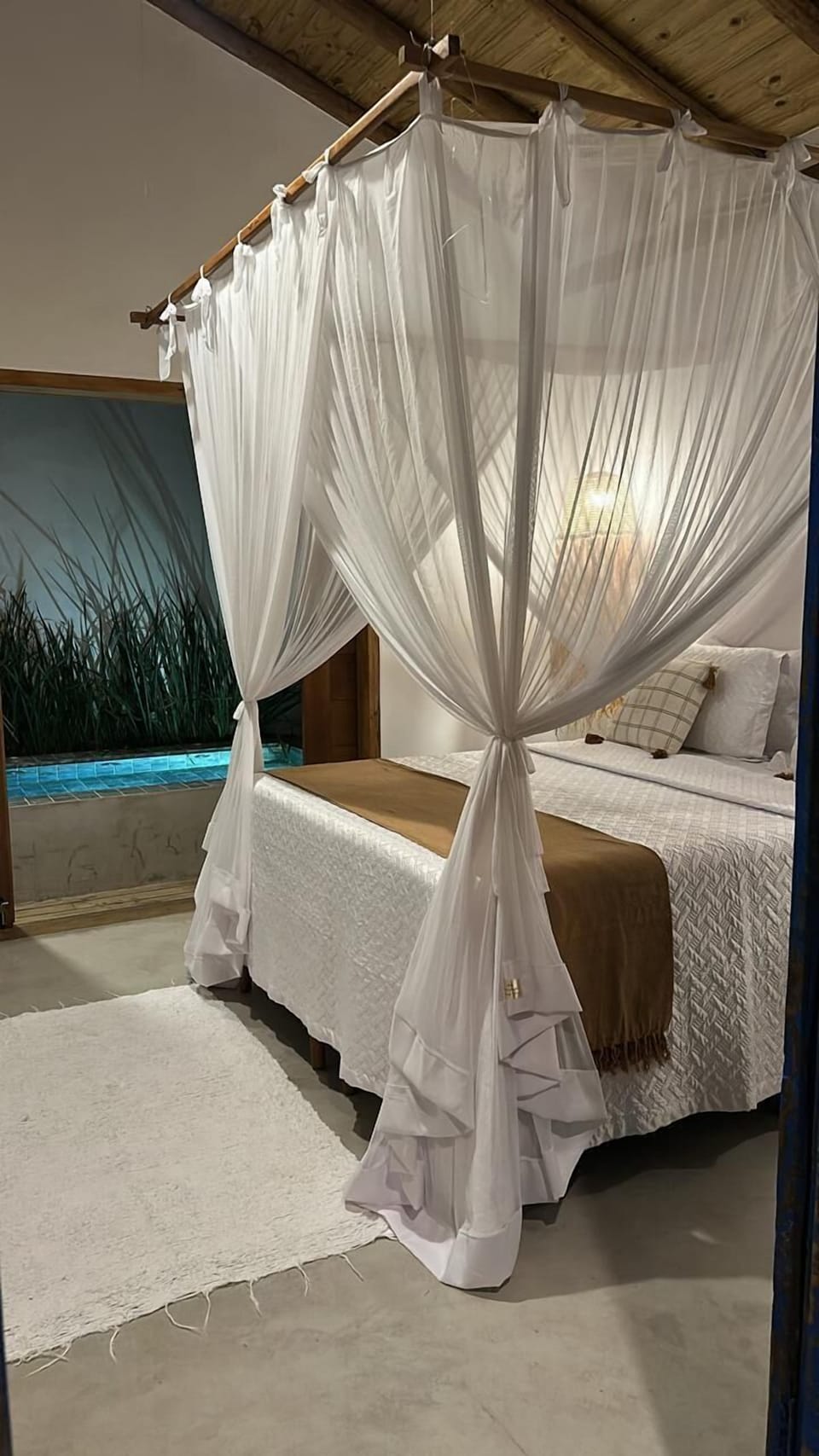 Deluxe Double Room, Jetted Tub | Desk