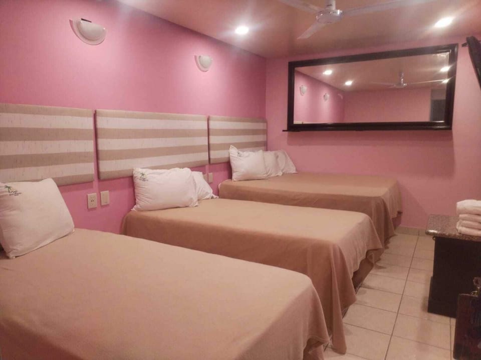 Iron/ironing board, free WiFi, bed sheets, wheelchair access