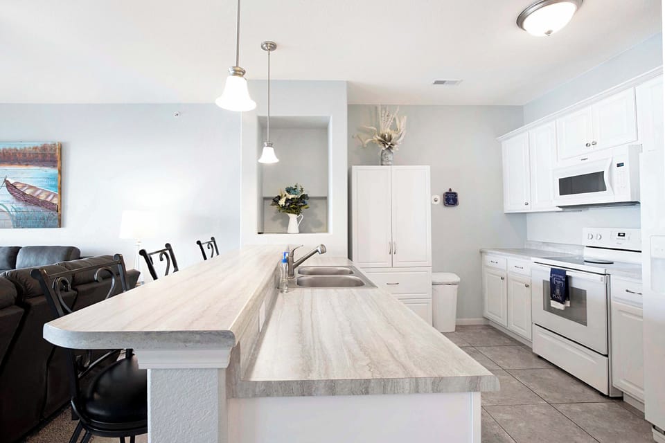Condo, Multiple Beds, Patio (Island Oasis) | Private kitchen