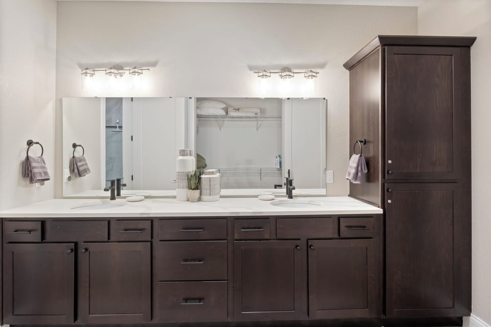 Topsider Experience in the Heart of Osage Beach Apartment in Osage Beach