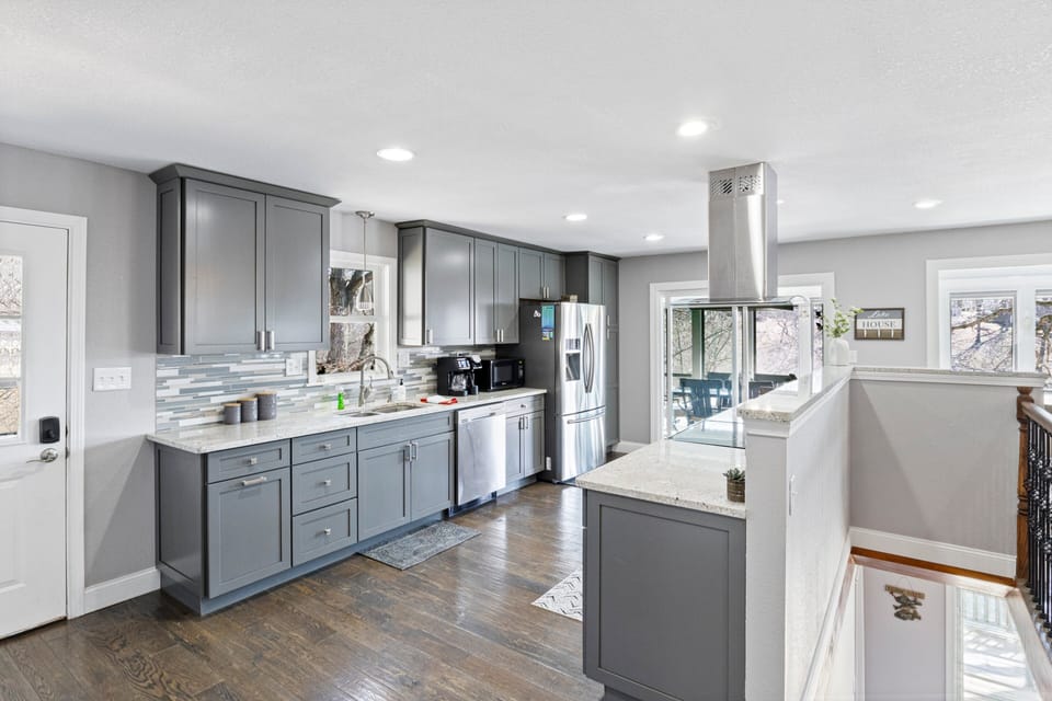 House, Multiple Beds, Patio (Captain's Quarters) | Private kitchen