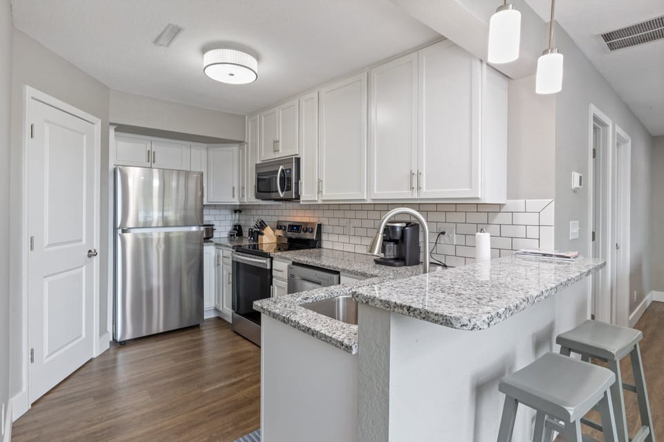 Condo, Multiple Beds, Patio (Castaway Cove Unit 4) | Private kitchen