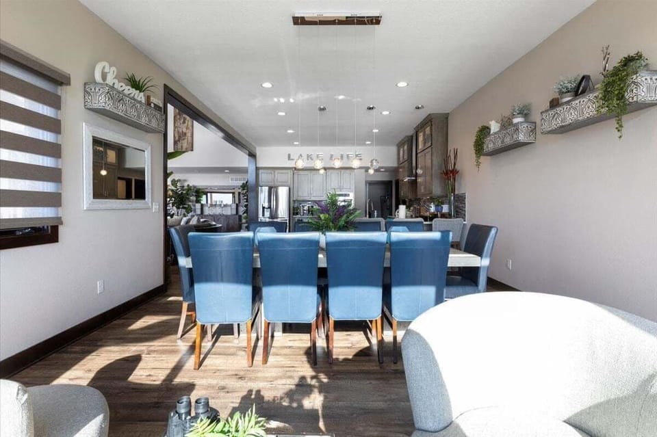 House, Multiple Beds, Patio (LOTO Pointe) | 6 bedrooms, individually decorated, individually furnished, bed sheets