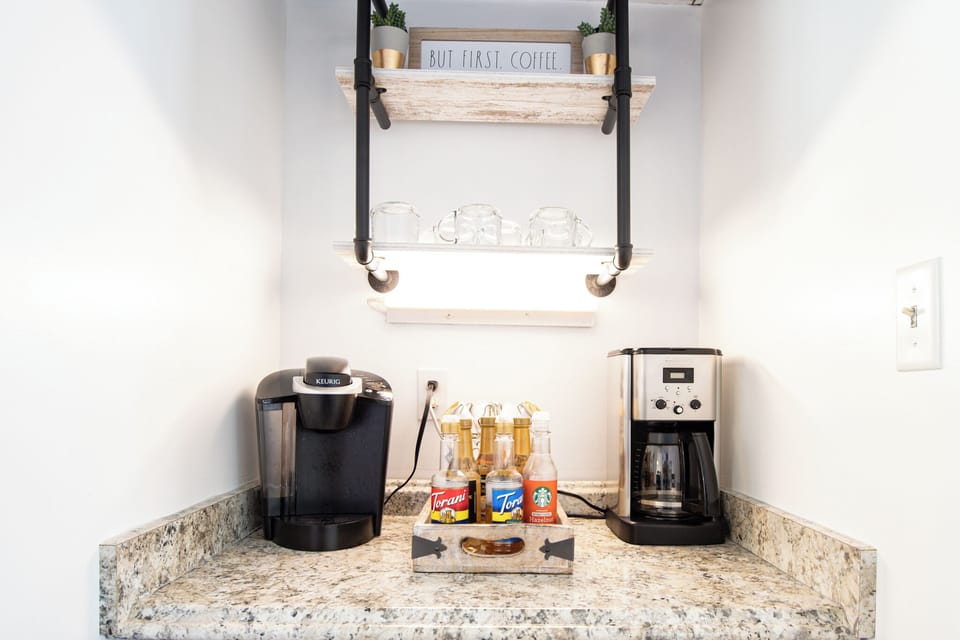 Condo, Multiple Beds, Pool Access (Treetop Vibes on Horseshoe Bend) | Private kitchen