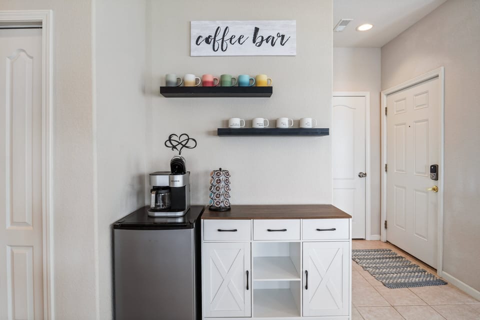 Condo, Multiple Beds, Hot Tub (Lovin' Lake Livin') | Private kitchen