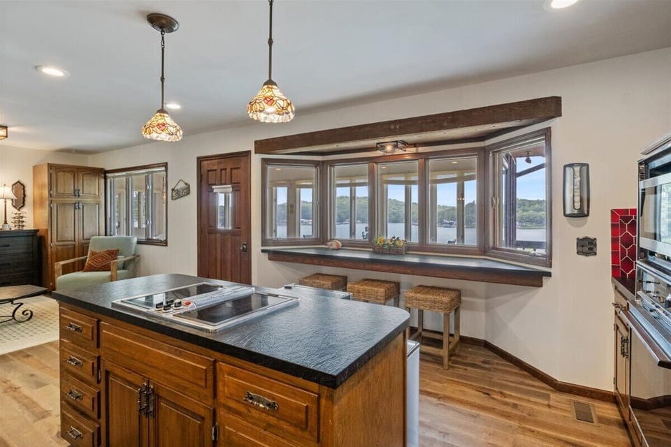 House, Multiple Beds, Patio (View Haven) | Private kitchen