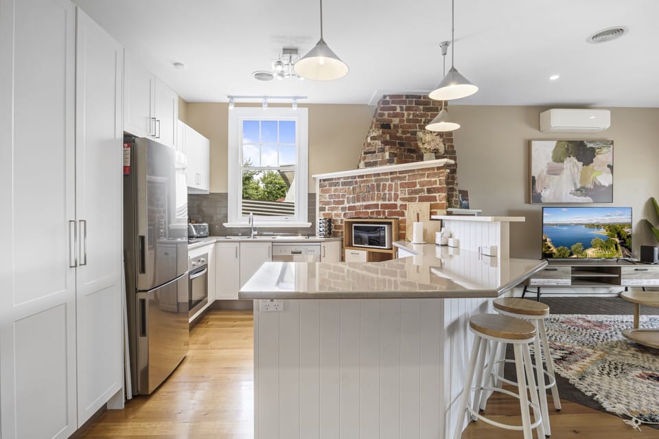 Apartment | Private kitchen | Cookware/dishes/utensils
