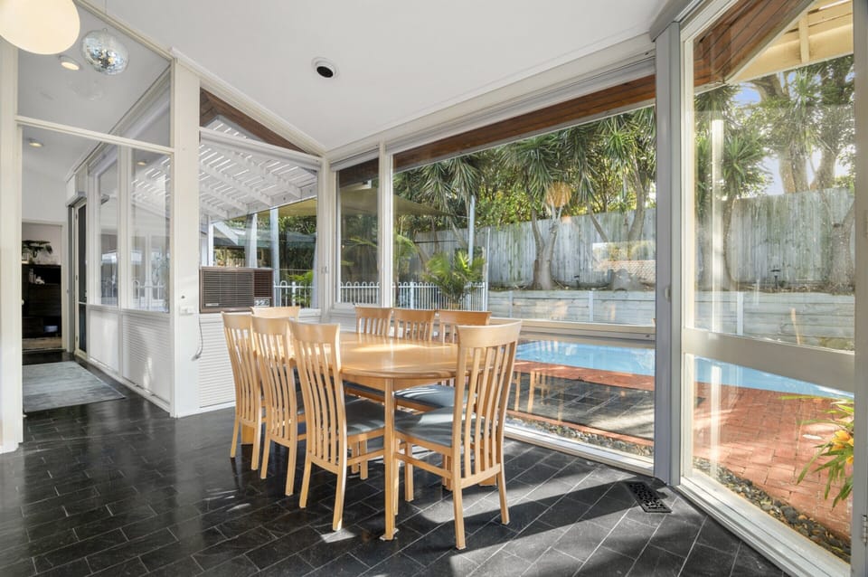 Apartment | Dining