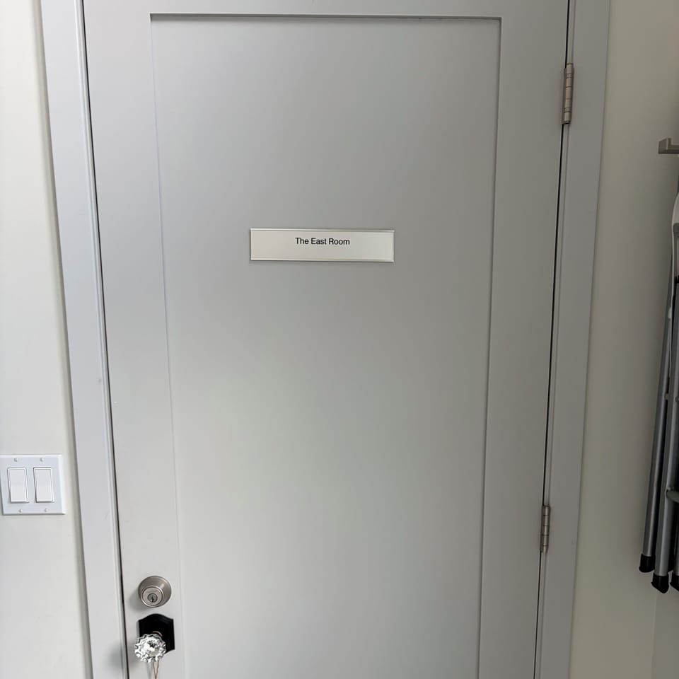 Deluxe Suite, Balcony, Mountain View | Free WiFi