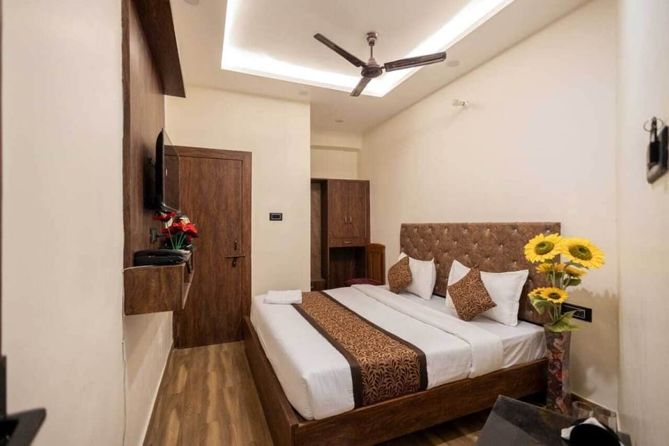 Standard Room | Desk, free WiFi