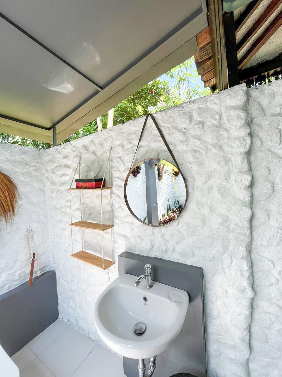 Villa, Air conditioning, Courtyard View | Bathroom | Separate tub and shower, free toiletries, hair dryer, slippers