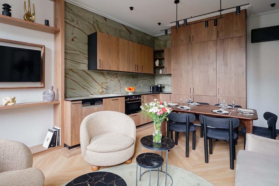 Apartment | Private kitchen | Fridge, microwave, oven, stovetop