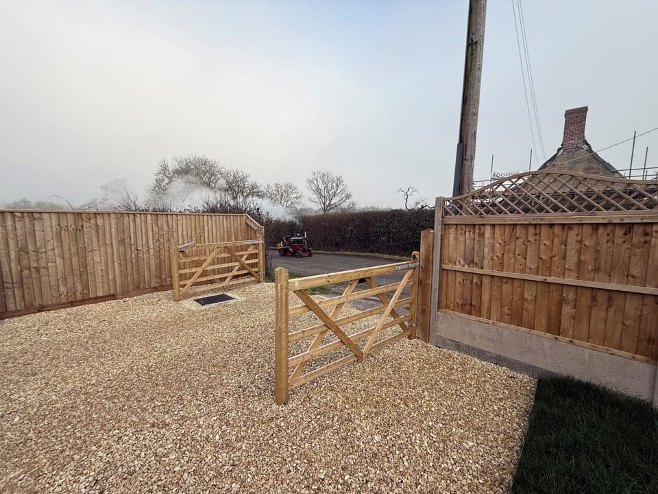 Bungalow, 2 Bedrooms, Smoking, Balcony | Property grounds