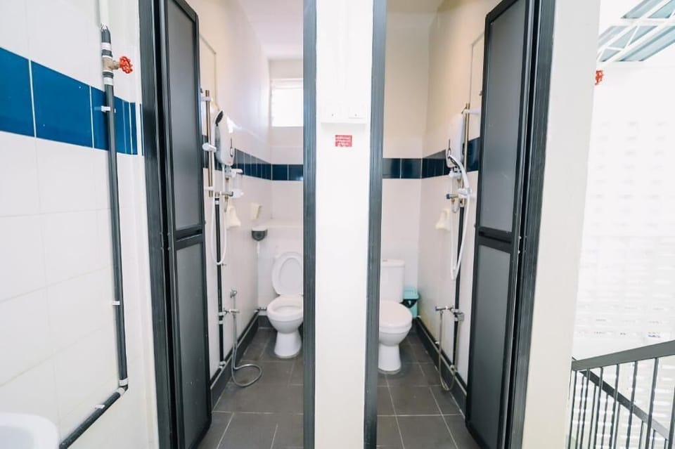 Shower, bidet