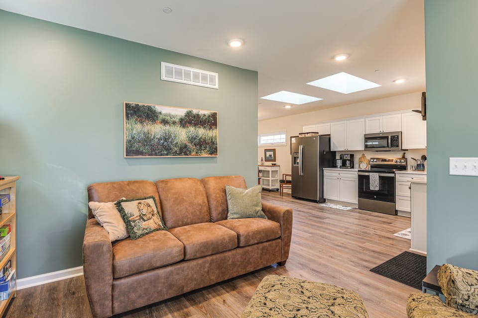 House (2 Bedrooms) | Interior