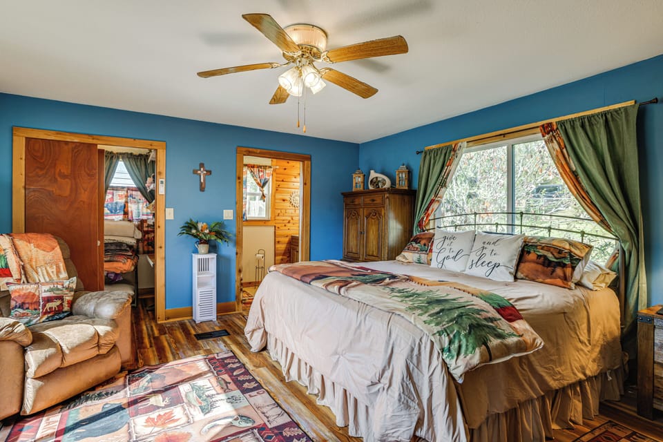 'kokomo Kove' - Waterfront Country Texas Getaway Cottage in Lake Livingston