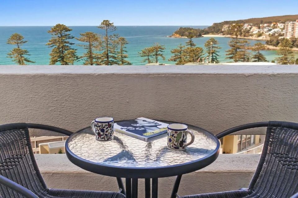 Apartment | Outdoor dining