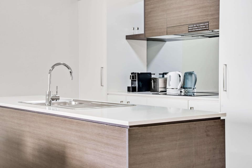Apartment | Private kitchen | Cookware/dishes/utensils