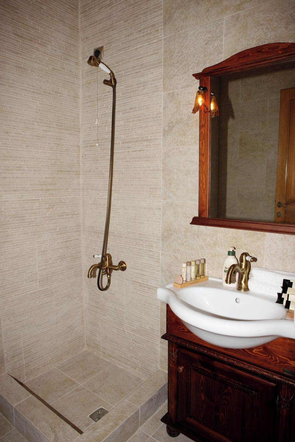 Junior Suite,23. Balcony, Mountain View | Bathroom | Shower, hair dryer, towels, soap