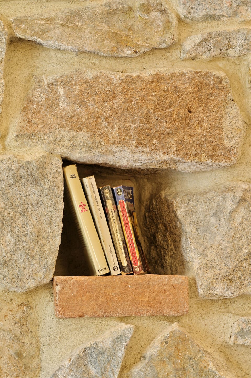 1 bedroom, desk, soundproofing, free WiFi