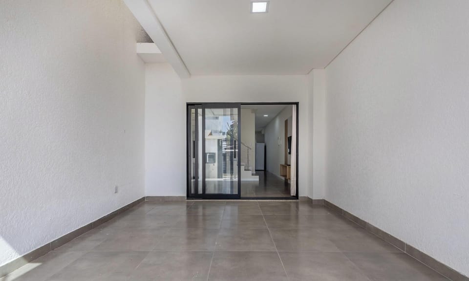 Basic Apartment | Interior