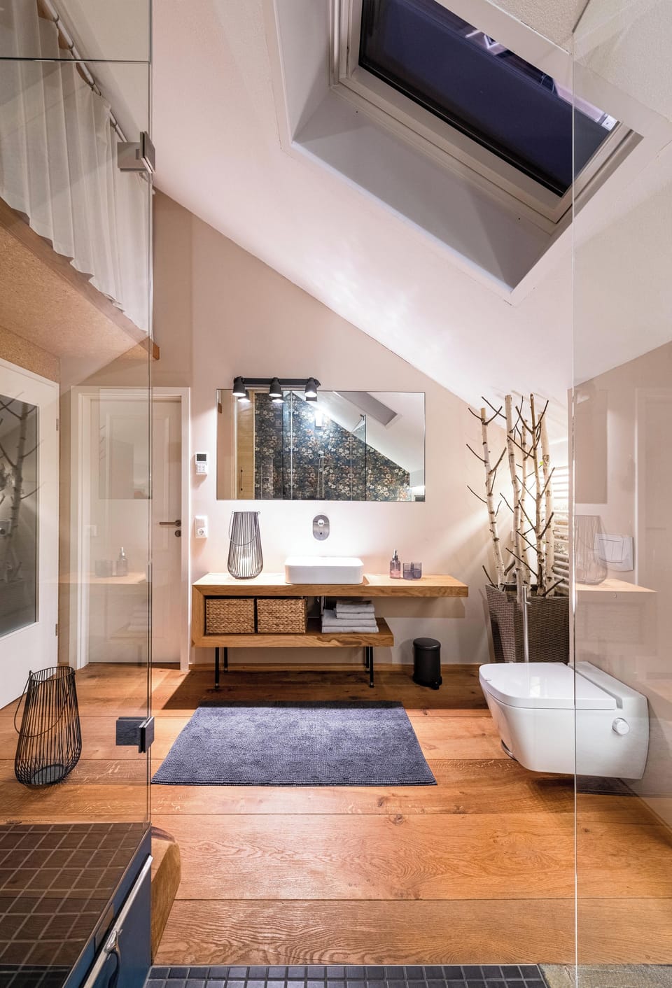 Luxury Condo, Lake View | Bathroom