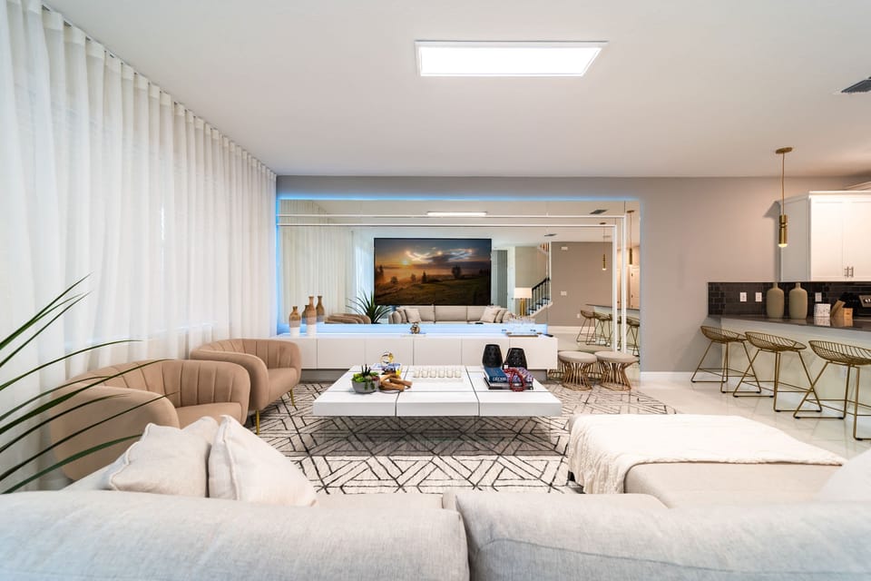 House | 9 bedrooms