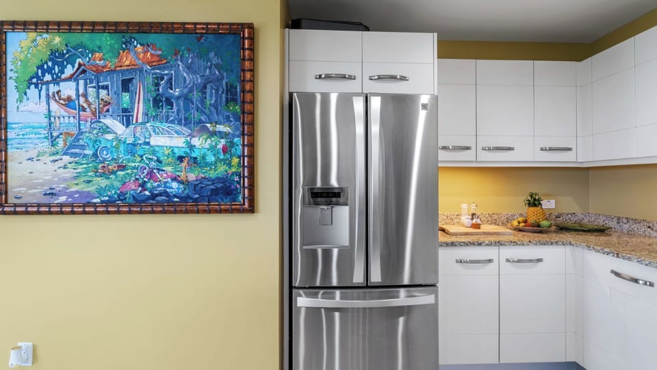 Townhome, Multiple Beds, Lanai, Ocean View (Na Hale O Keauhou D3) | Private kitchen