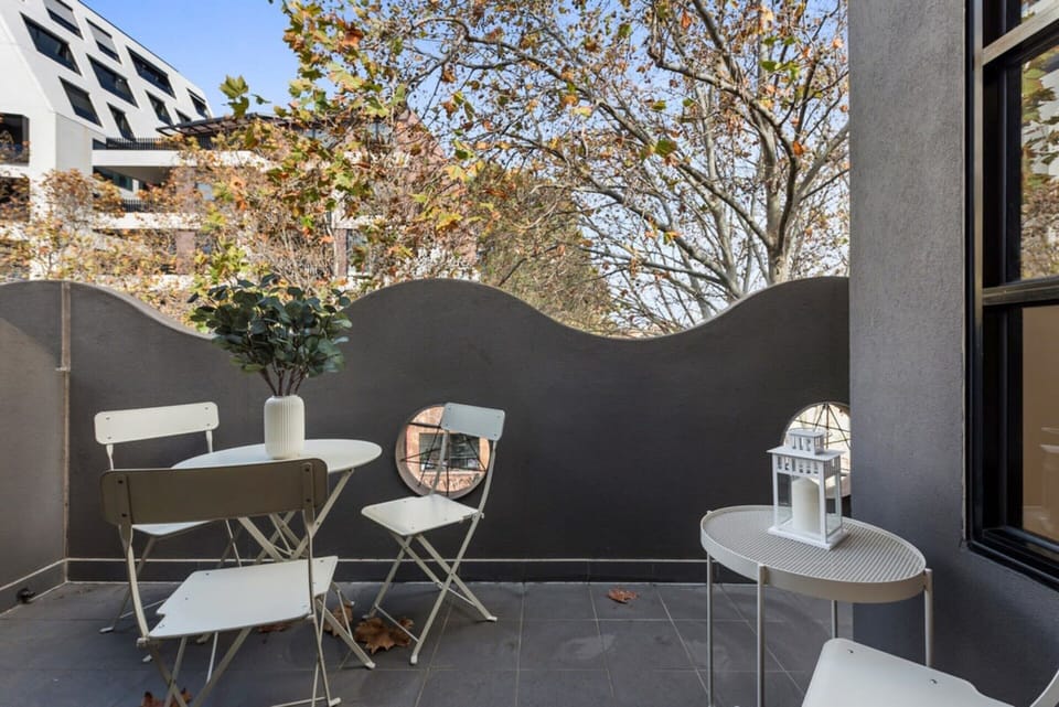 Apartment | Outdoor dining