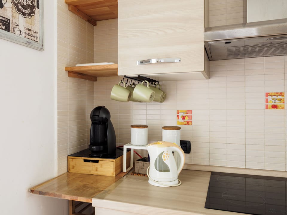 Comfort Apartment, Balcony, Garden View | Coffee and/or coffee maker