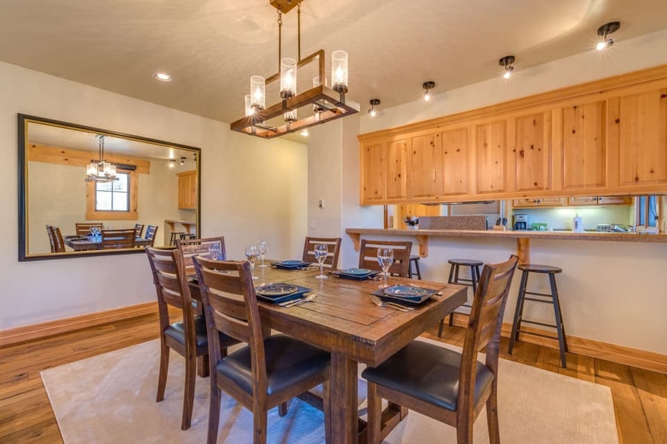 House, 3 Bedrooms | Dining