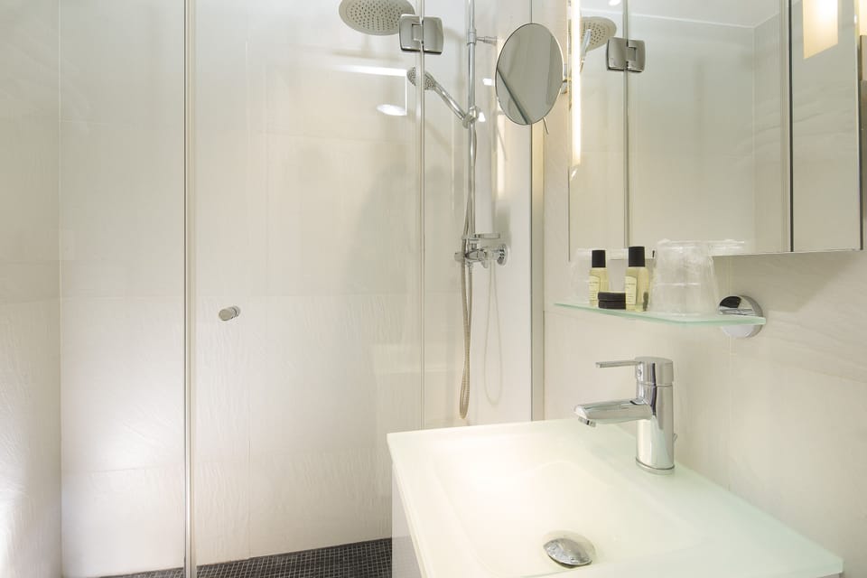 Hair dryer, towels