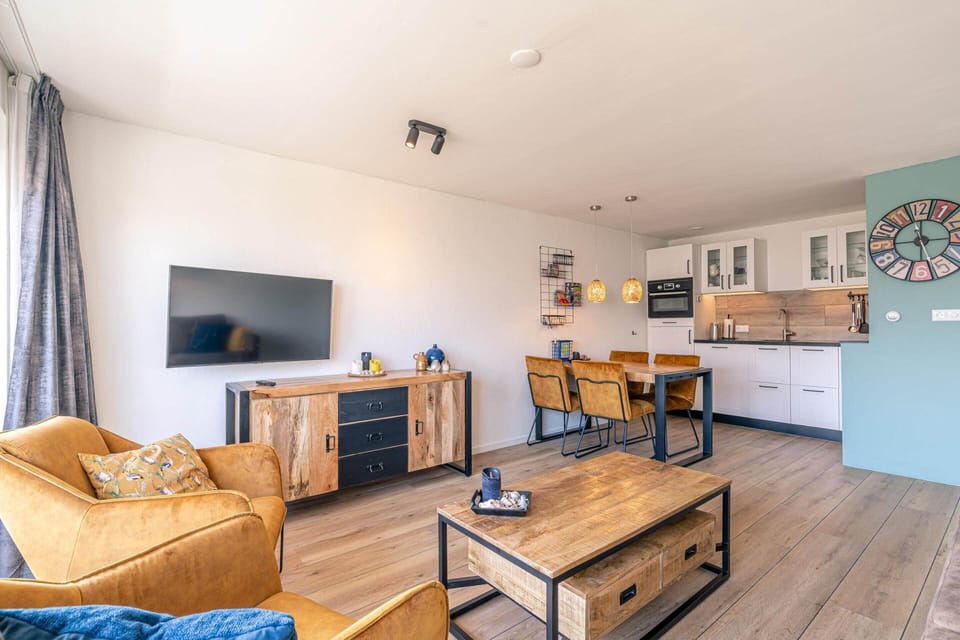 Apartment | Living room