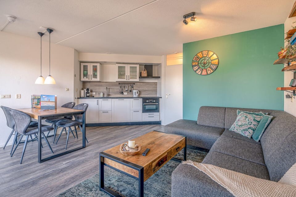 Apartment | Living room