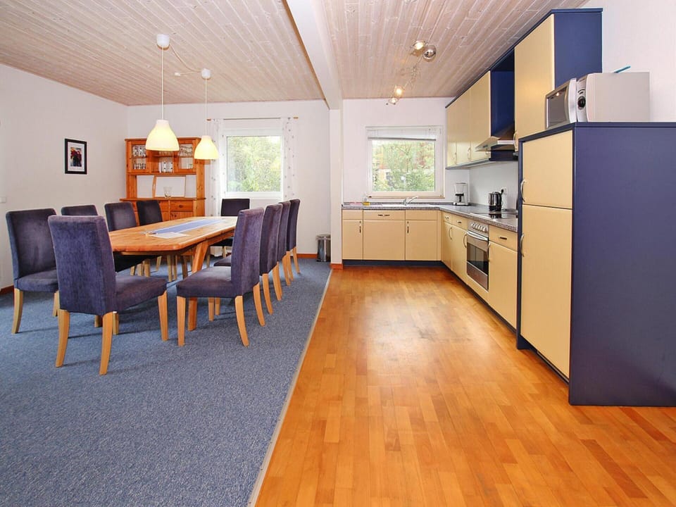 House | Private kitchen | Highchair