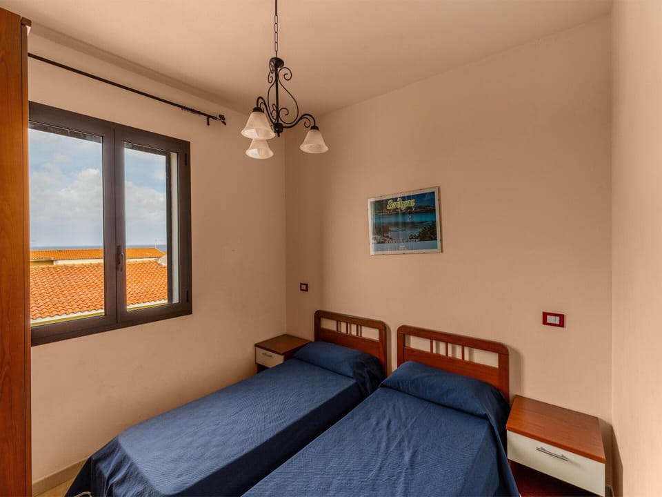 Apartment | 2 bedrooms, individually furnished, bed sheets
