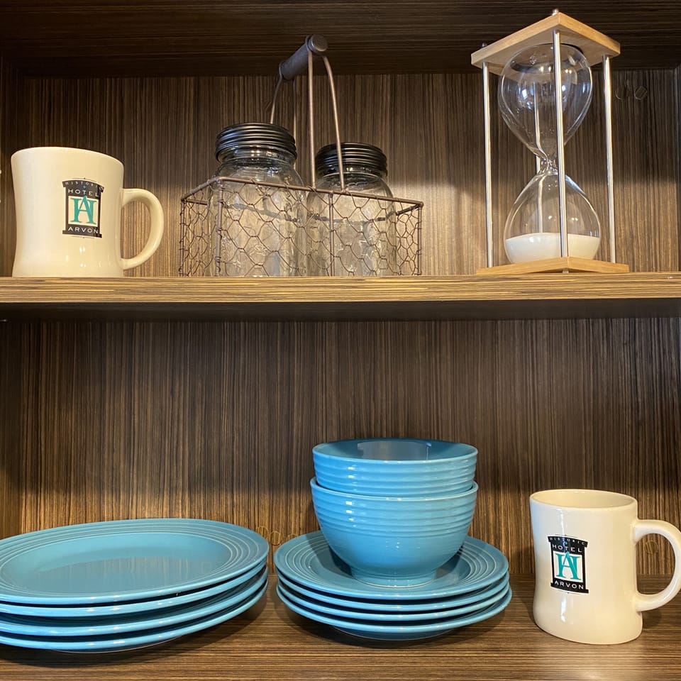 Premier Suite | Egyptian cotton sheets, premium bedding, pillowtop beds