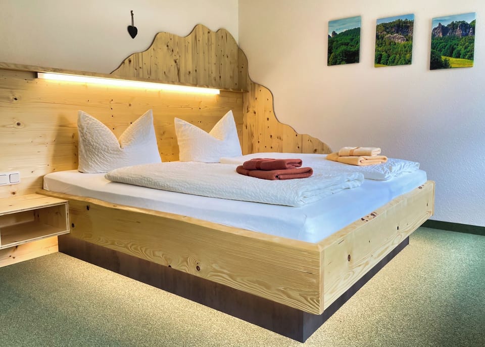 Comfort Double Room | Free WiFi