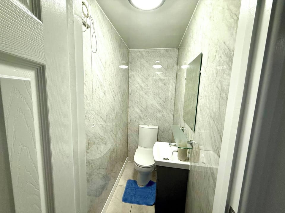 Spacious 5 Bedrooms in Excel Big Ben and Westfield House in London