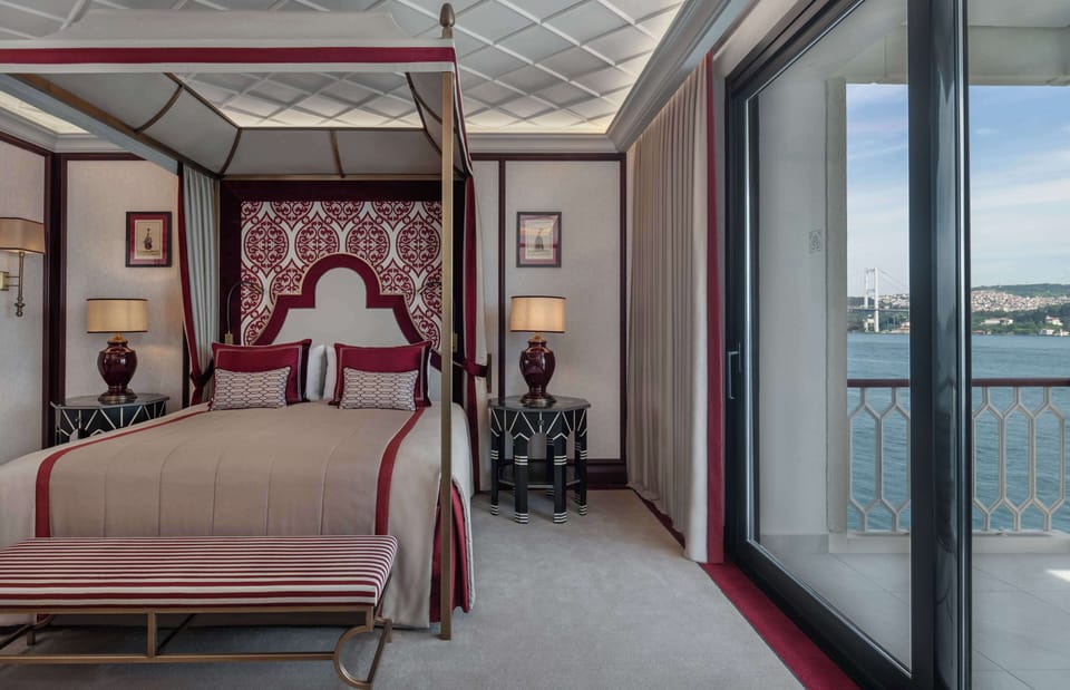Vali Suite | Egyptian cotton sheets, premium bedding, down comforters, minibar