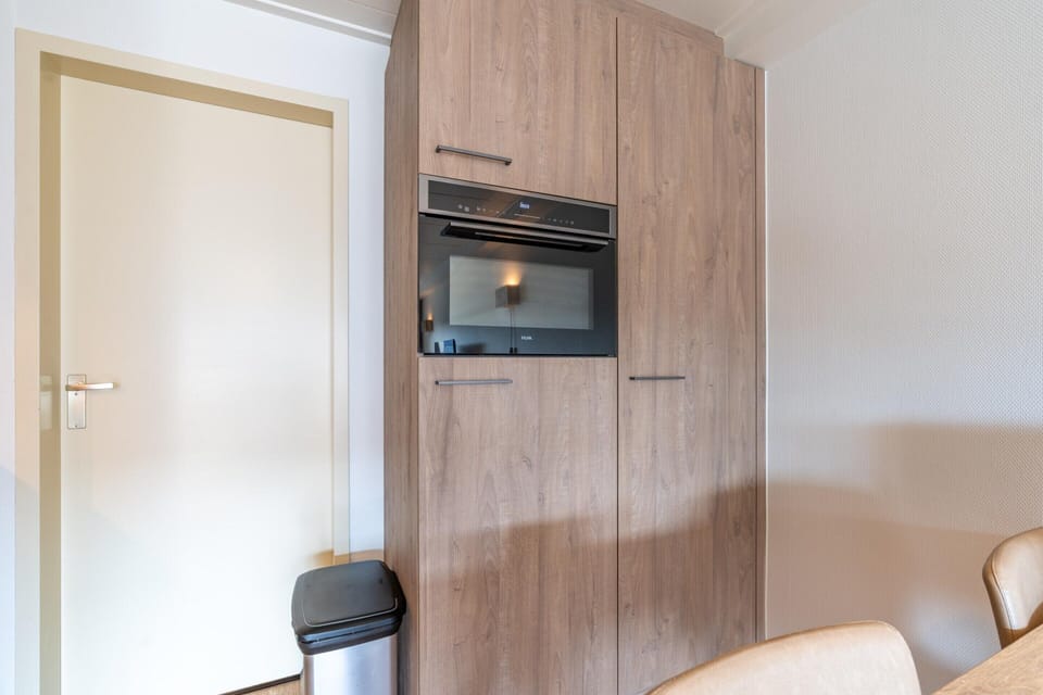 Apartment | Private kitchen | Highchair, cookware/dishes/utensils