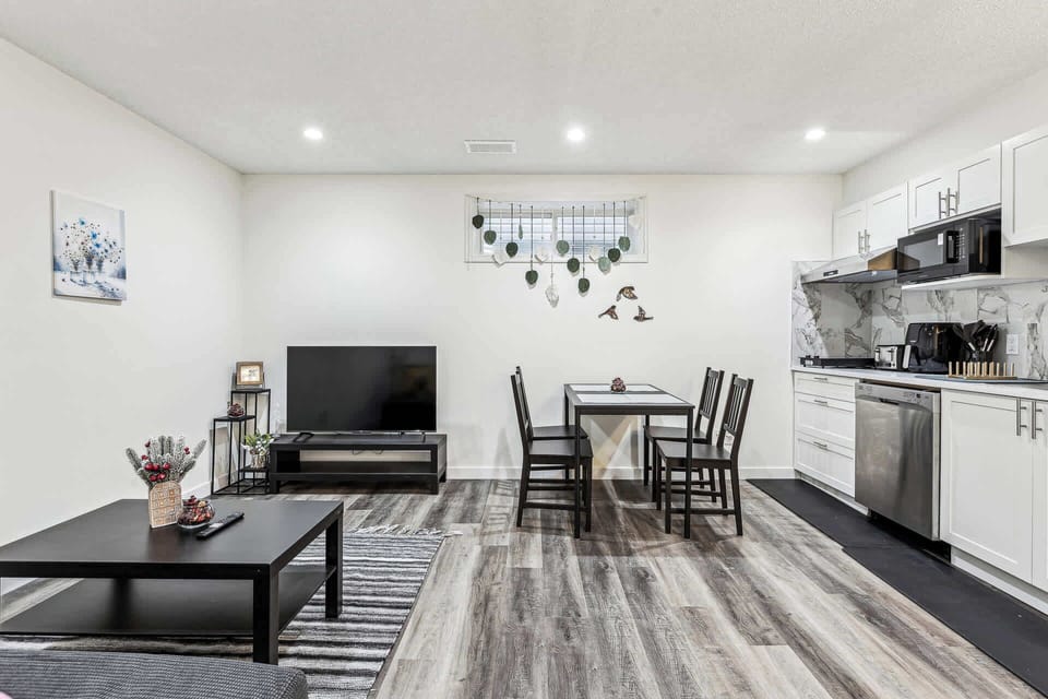 House (1 Bedroom) | Front of property